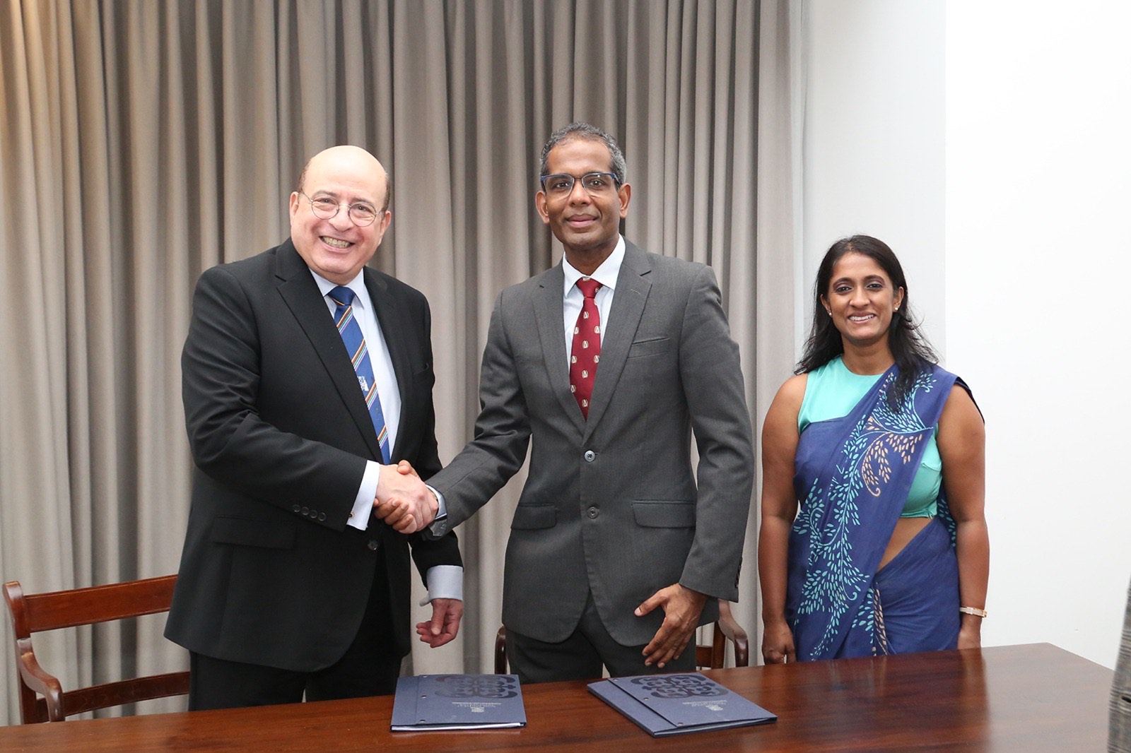 President Professor Hany Eteiba with representatives from the College of Surgeons of Sri Lanka 